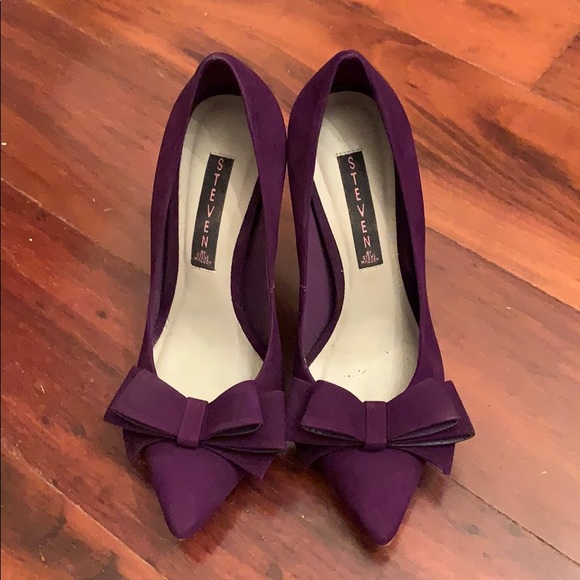 royal purple pumps